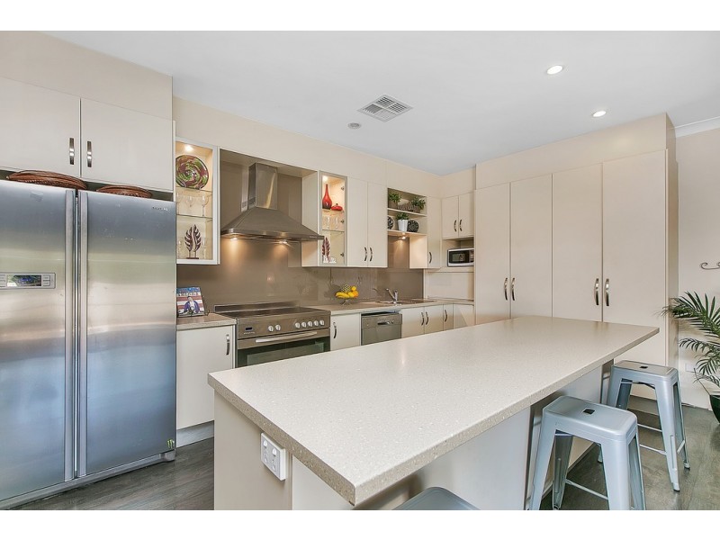 16 Kurrajong Place, Seacombe Gardens SA 5047