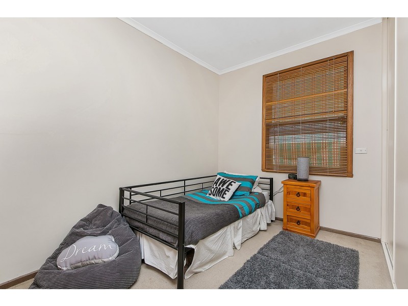 16 Kurrajong Place, Seacombe Gardens SA 5047