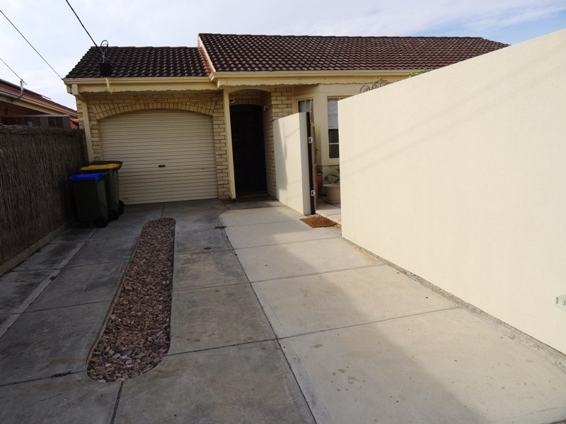 1, 12 CHETWYND STREET, West Beach SA 5024