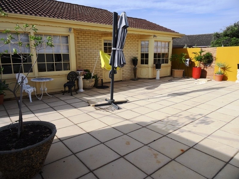 1, 12 CHETWYND STREET, West Beach SA 5024