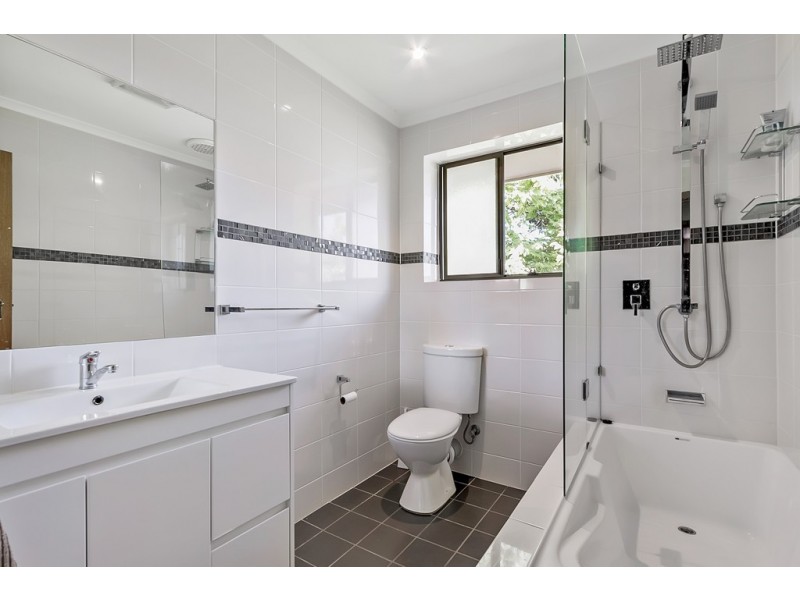 4/8 Wallala Avenue, Park Holme SA 5043