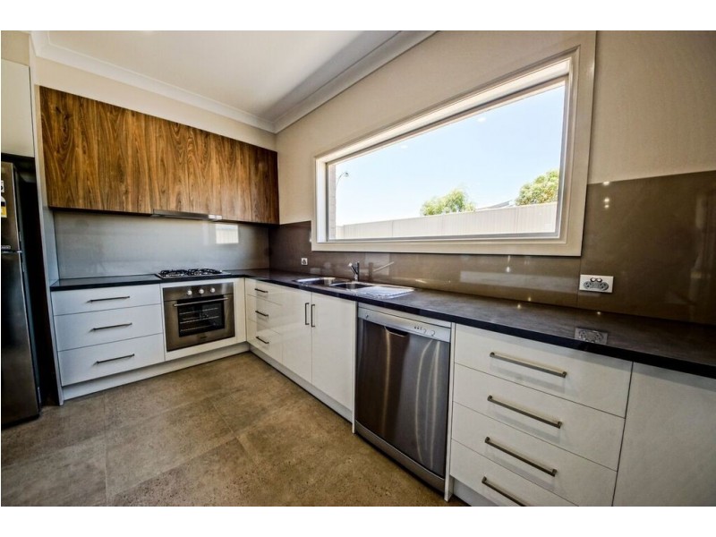 1 Moonya Avenue, Seacombe Gardens SA 5047