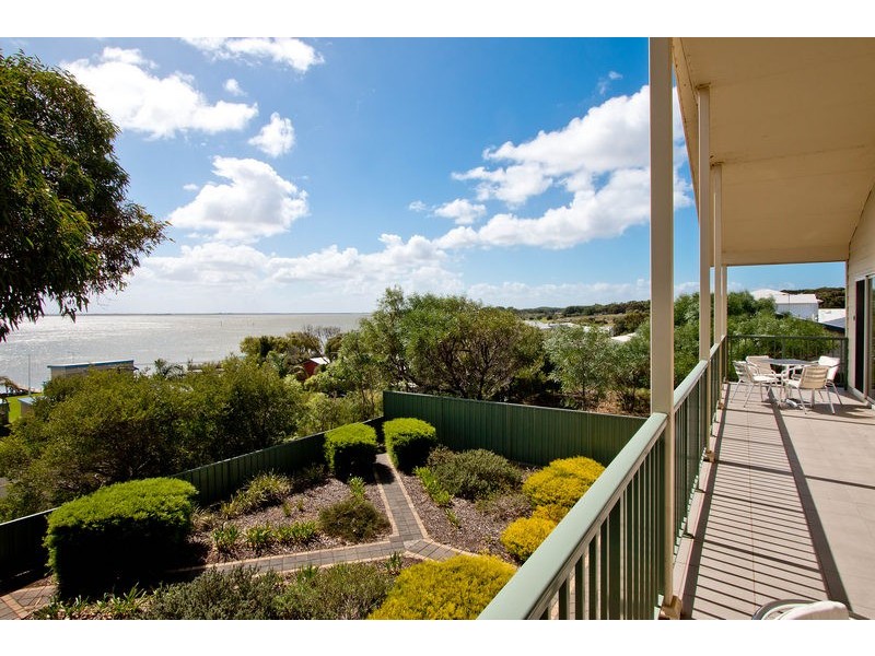 26 Sidney Parade, Hindmarsh Island SA 5214
