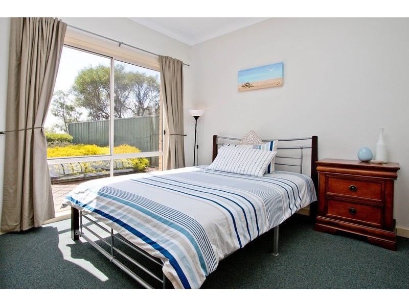 26 Sidney Parade, Hindmarsh Island SA 5214