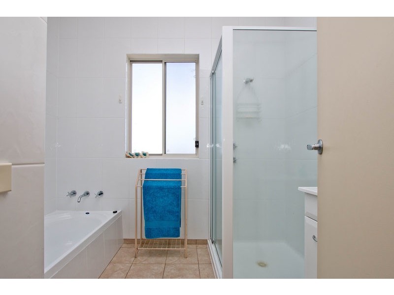 26 Sidney Parade, Hindmarsh Island SA 5214