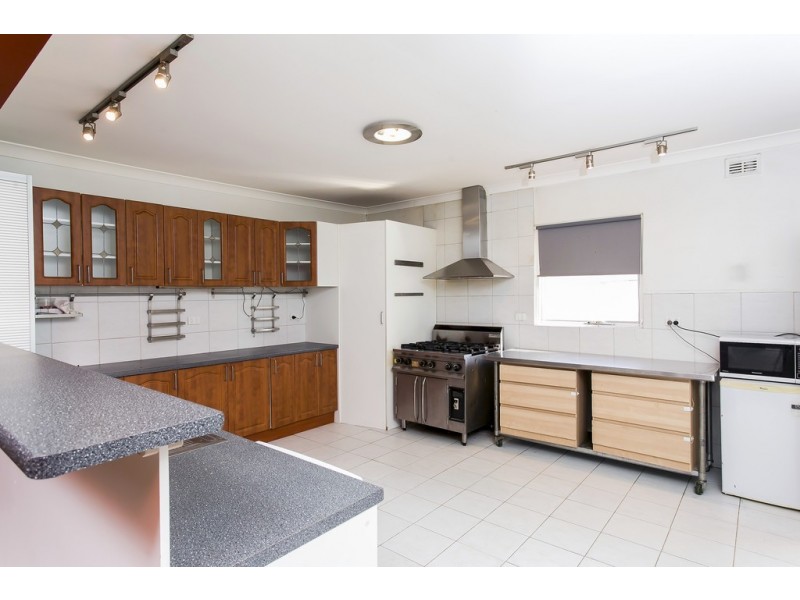 21 PENOLA STREET, Kilkenny SA 5009