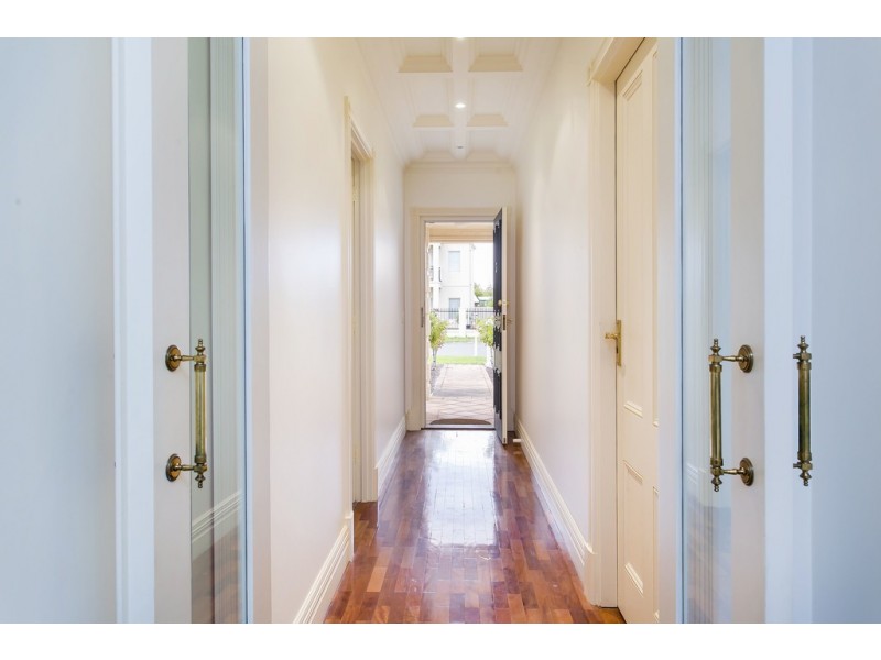 2A Stanley Street, Glenelg North SA 5045