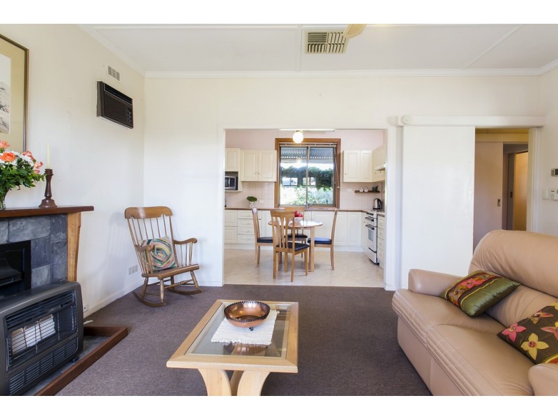 2 Spring Street, Seacombe Gardens SA 5047