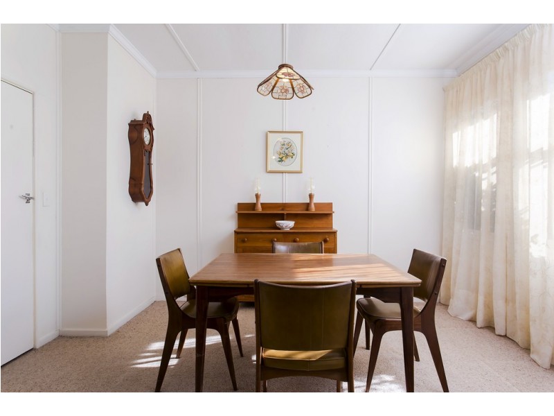 2 Spring Street, Seacombe Gardens SA 5047