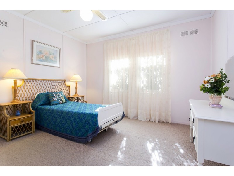 2 Spring Street, Seacombe Gardens SA 5047