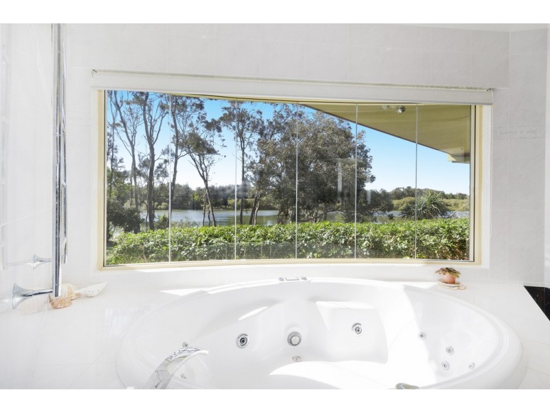 77 Overall Drive, Pottsville NSW 2489