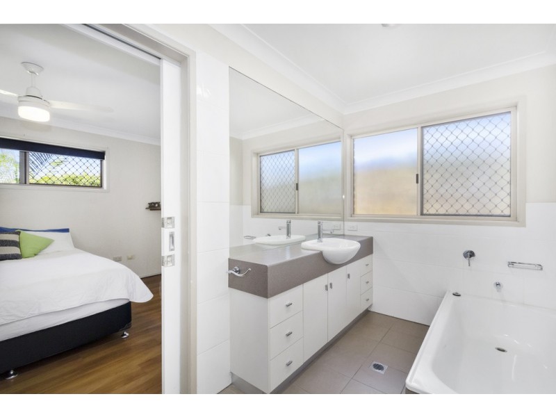 15 Victoria Avenue, Pottsville NSW 2489