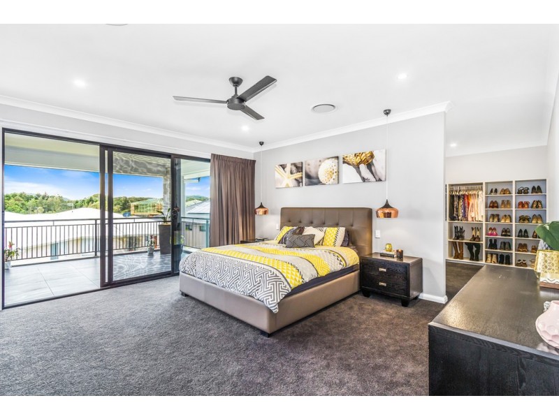 34 Seabreeze Boulevard, Pottsville NSW 2489