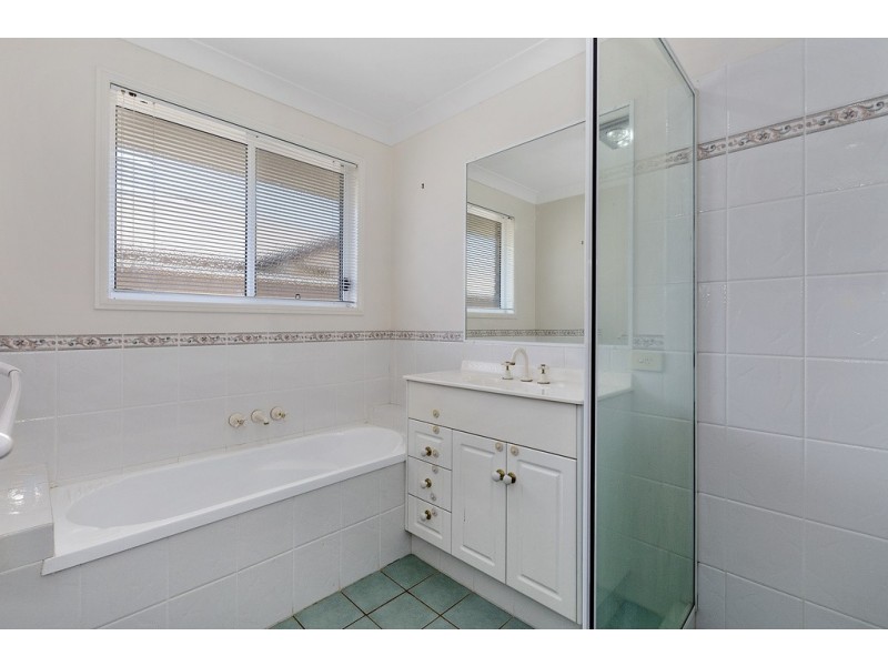 2/13 Seabreeze Boulevard, Pottsville NSW 2489