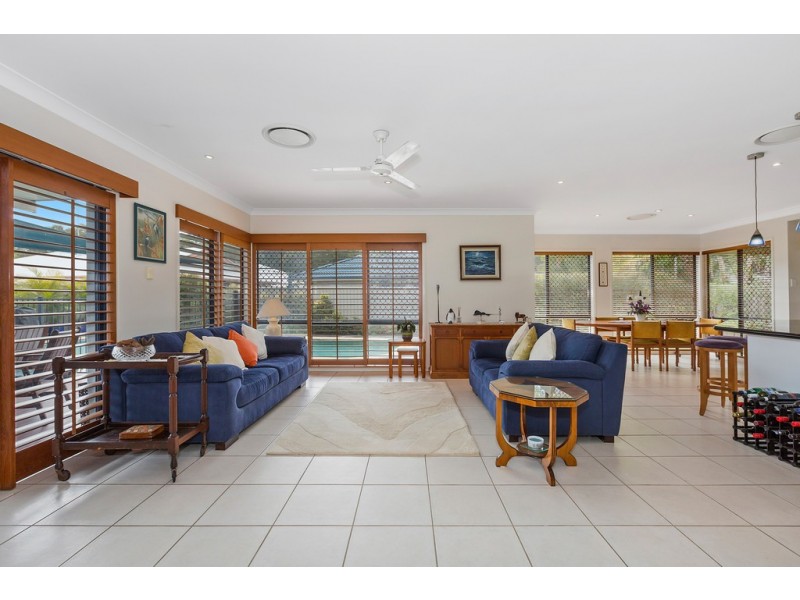 27 Suffolk Parade, Pottsville NSW 2489