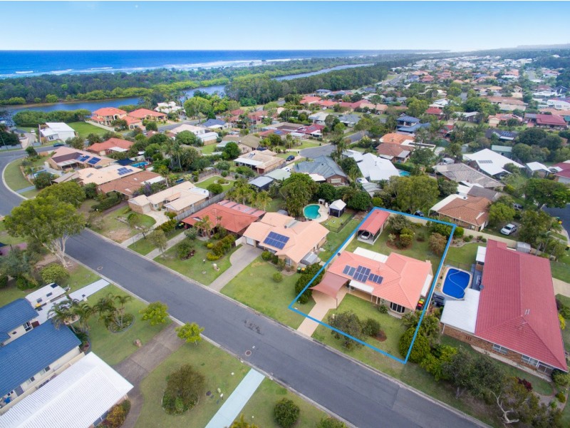 14 Balmoral Street, Pottsville NSW 2489