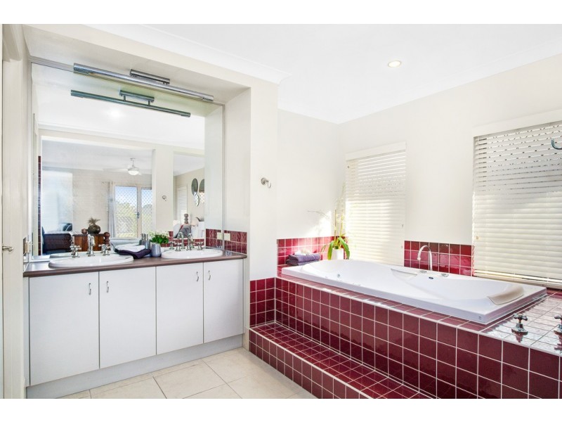 4 Benaud Place, Pottsville NSW 2489