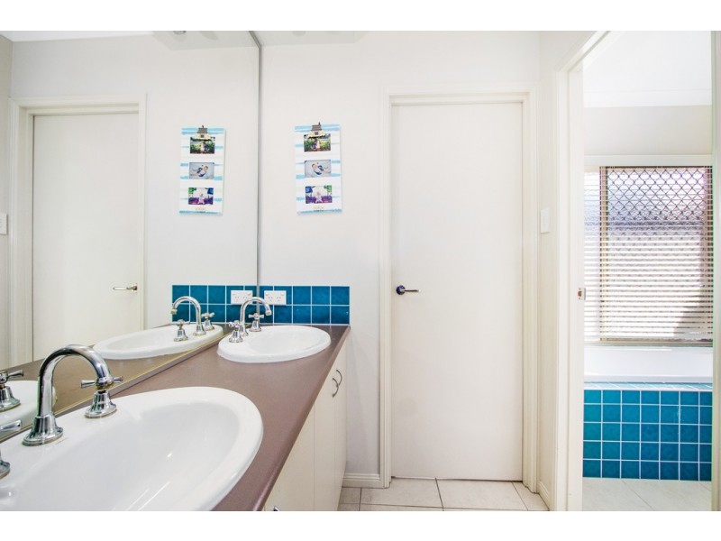 4 Benaud Place, Pottsville NSW 2489