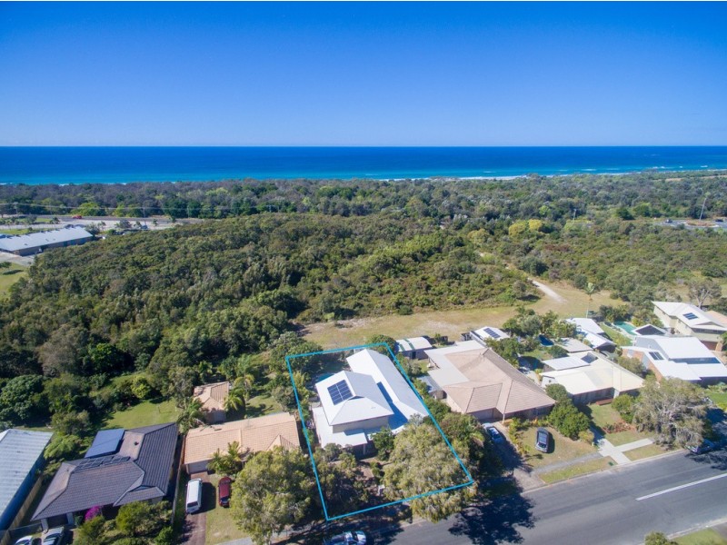 43 Ti Tree Avenue, Cabarita Beach NSW 2488