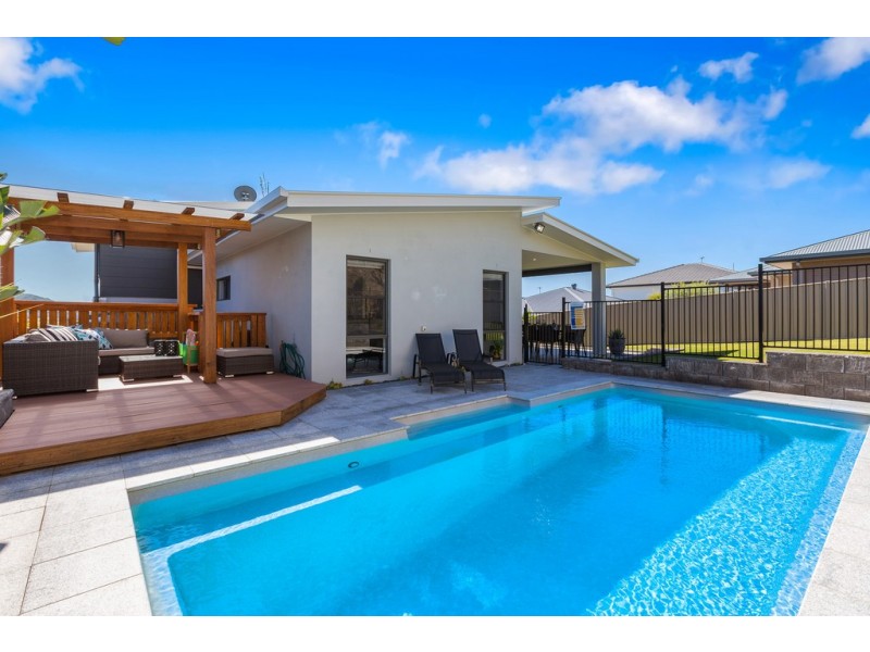 45 Newcastle Drive, Pottsville NSW 2489