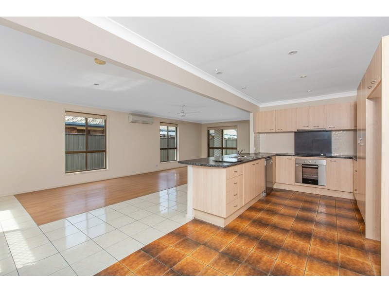 2/7 Poinciana Avenue, Bogangar NSW 2488