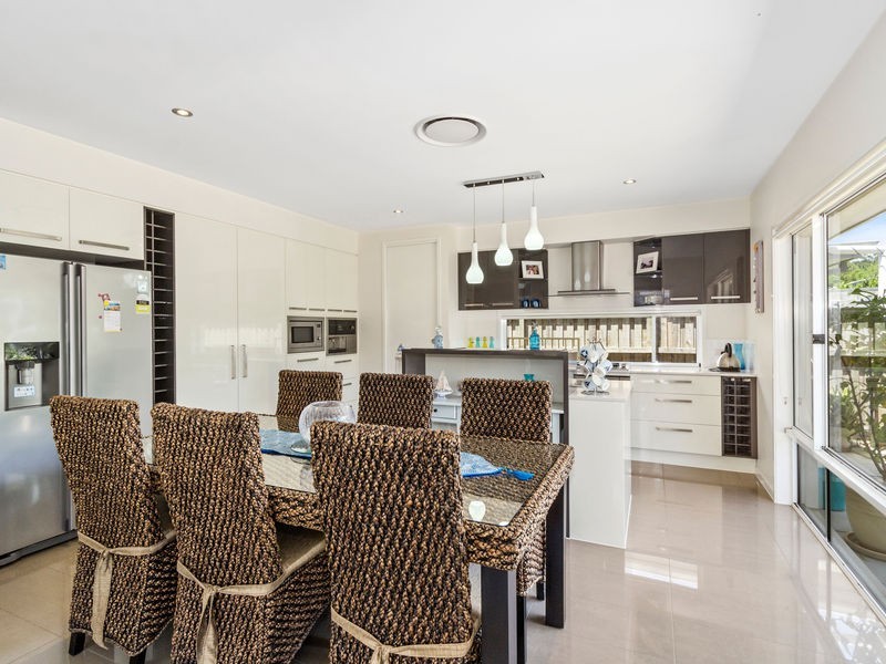 2/25 Kellehers Road, Pottsville NSW 2489