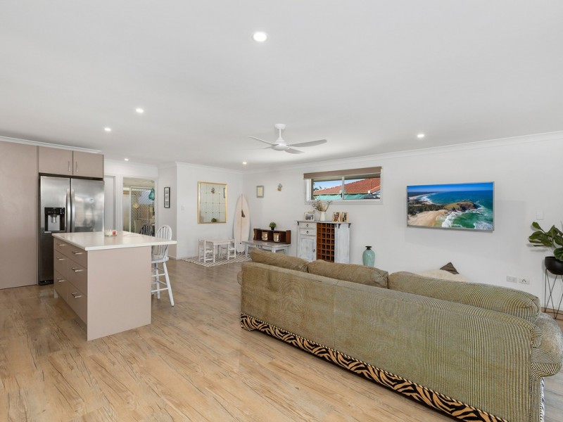 46 Andrew Avenue, Pottsville NSW 2489