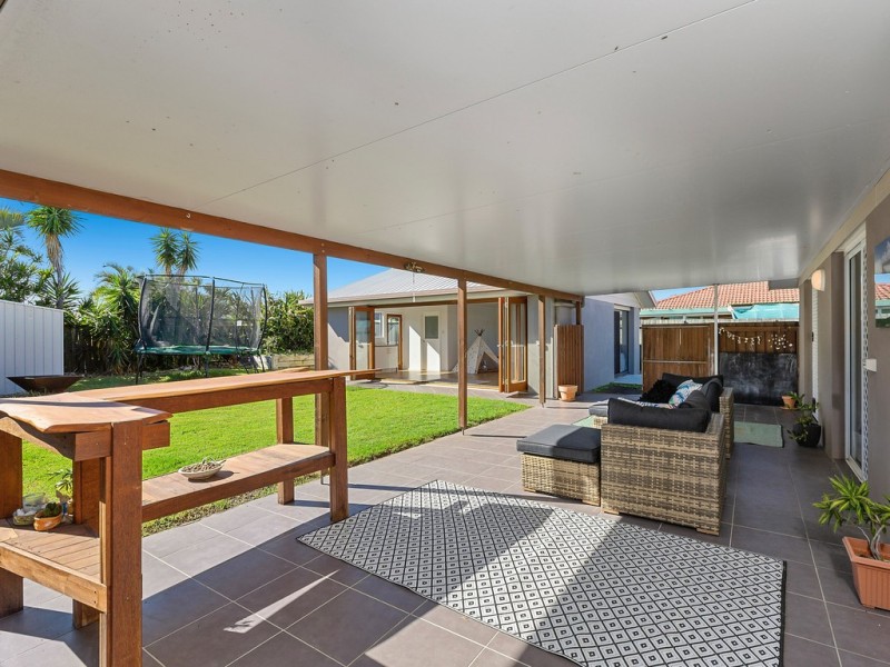 46 Andrew Avenue, Pottsville NSW 2489