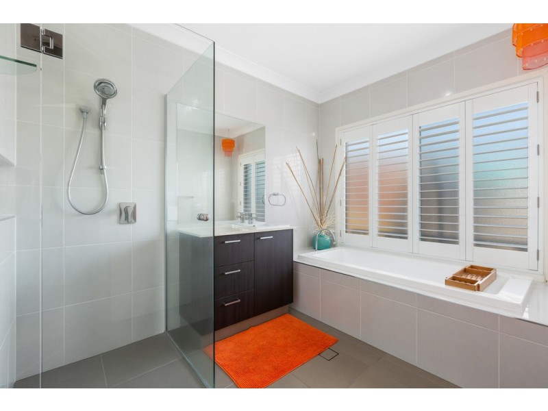 16 Hassett Drive, Pottsville NSW 2489