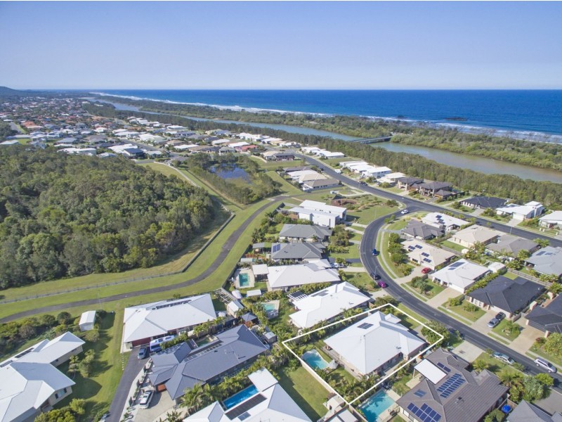 16 Hassett Drive, Pottsville NSW 2489