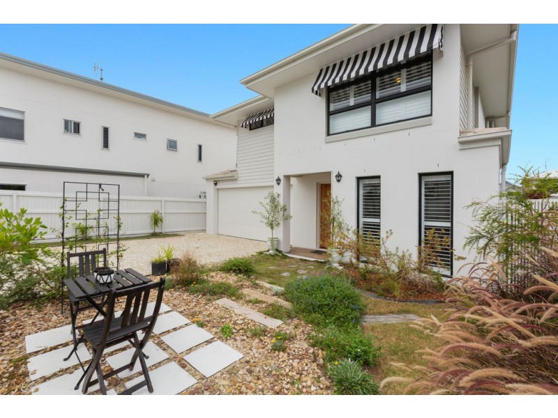 667 Casuarina Way, Casuarina NSW 2487