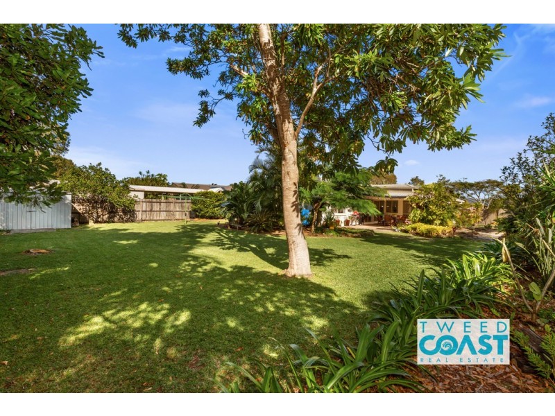 7 Edward Avenue, Pottsville NSW 2489