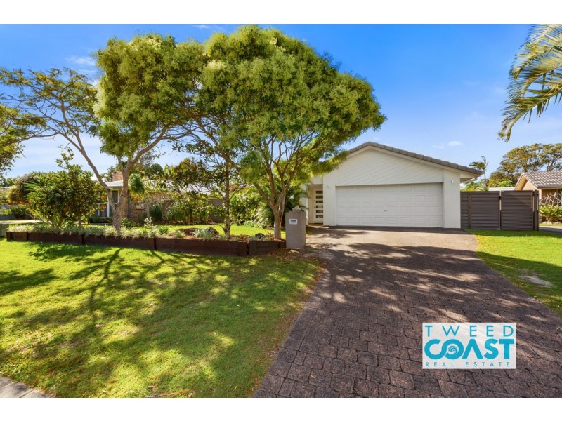 7 Edward Avenue, Pottsville NSW 2489