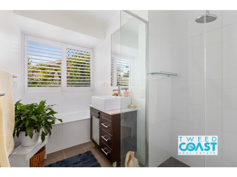 7 Edward Avenue, Pottsville NSW 2489