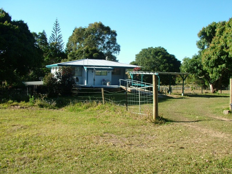 910 Clothiers Creek Road, Clothiers Creek NSW 2484