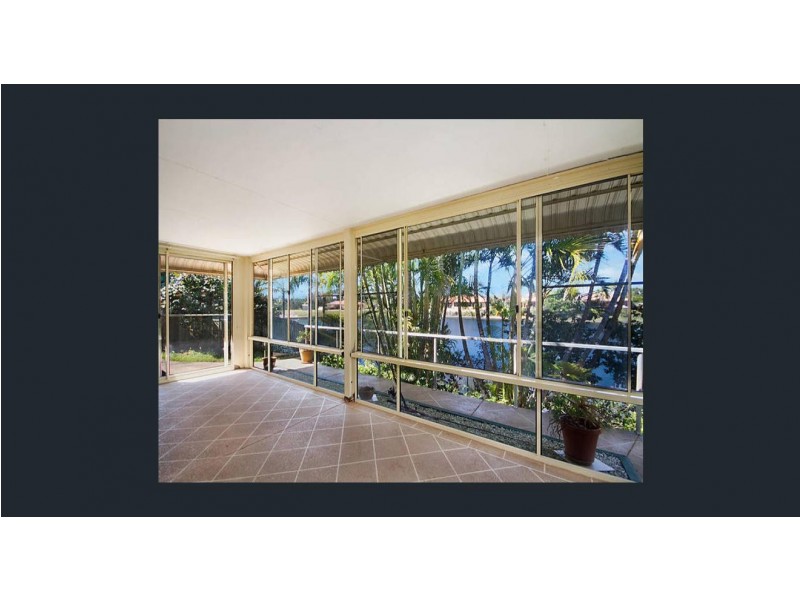 2/12 Edinburgh Crt, Pottsville NSW 2489