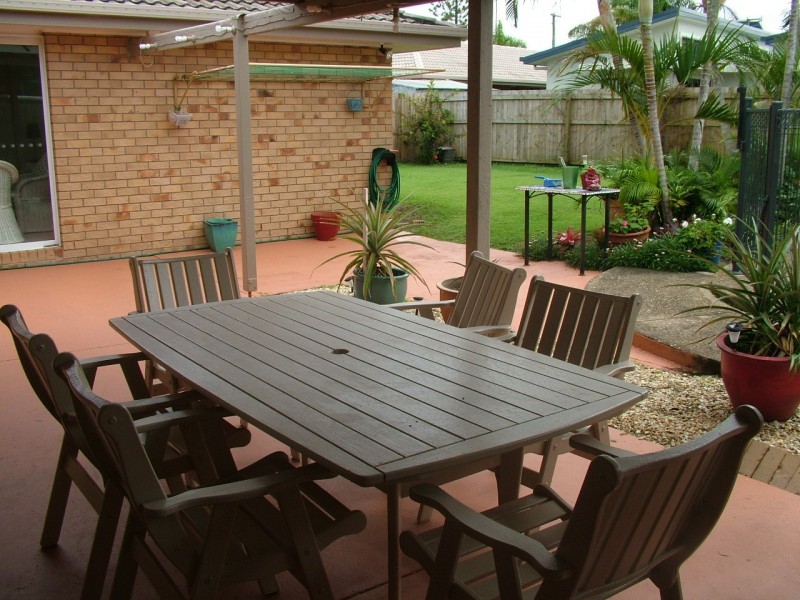 11 Poinciana Avenue, Cabarita Beach NSW 2488