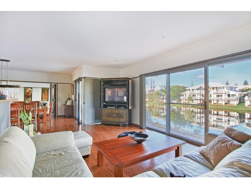 43 Reefwater Cct, Cabarita Beach NSW 2488