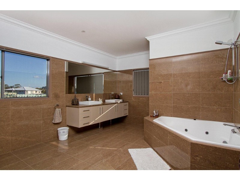 43 Reefwater Cct, Cabarita Beach NSW 2488