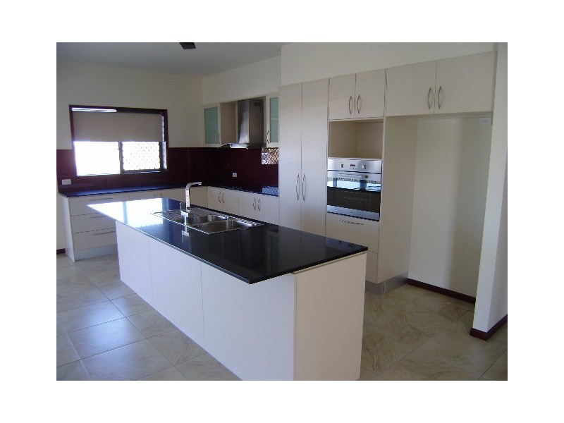 328 Casuarina Way, Casuarina NSW 2487