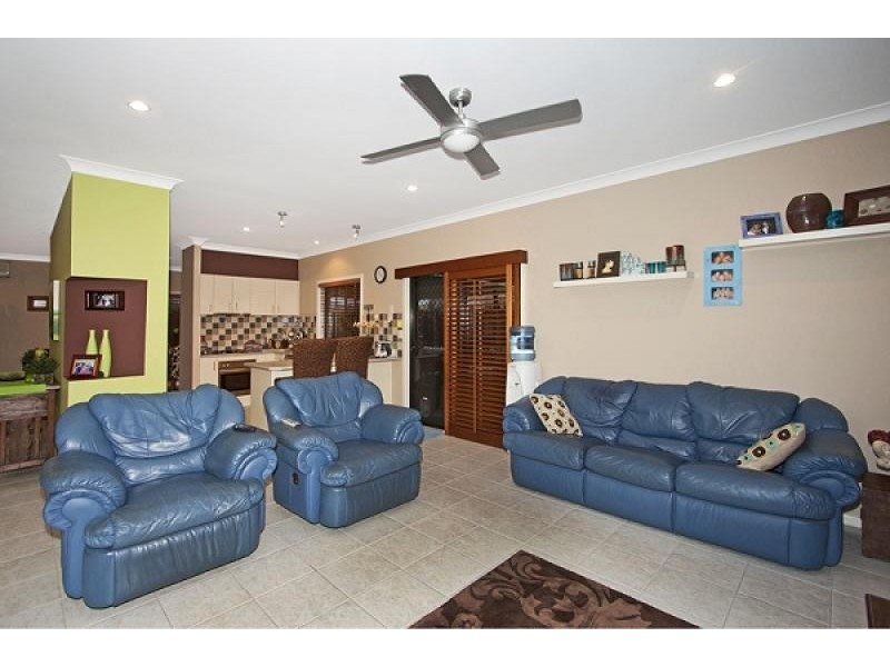 4 Urunga Drive, Pottsville NSW 2489