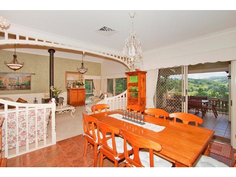 18 Pine Tree Place, Piggabeen NSW 2486