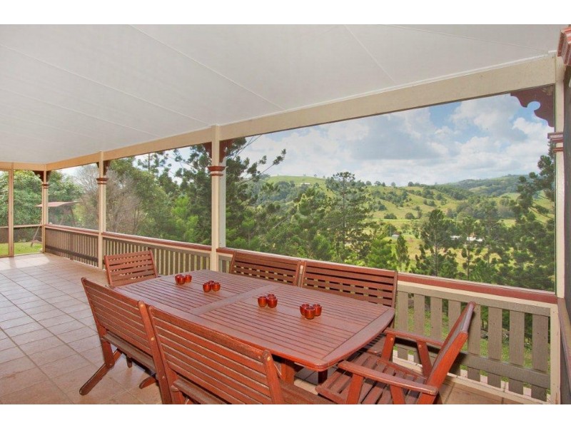 18 Pine Tree Place, Piggabeen NSW 2486