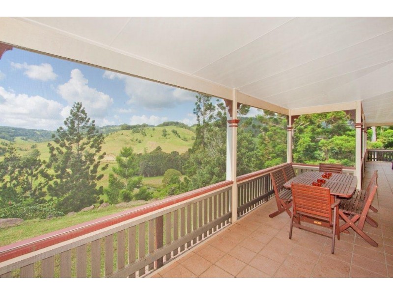 18 Pine Tree Place, Piggabeen NSW 2486