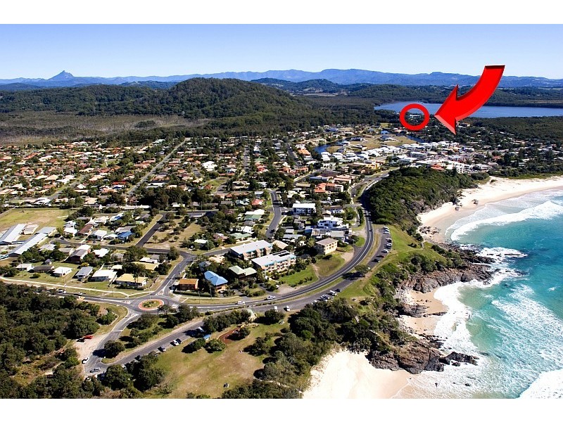 77 Tamarind Avenue, Cabarita Beach NSW 2488