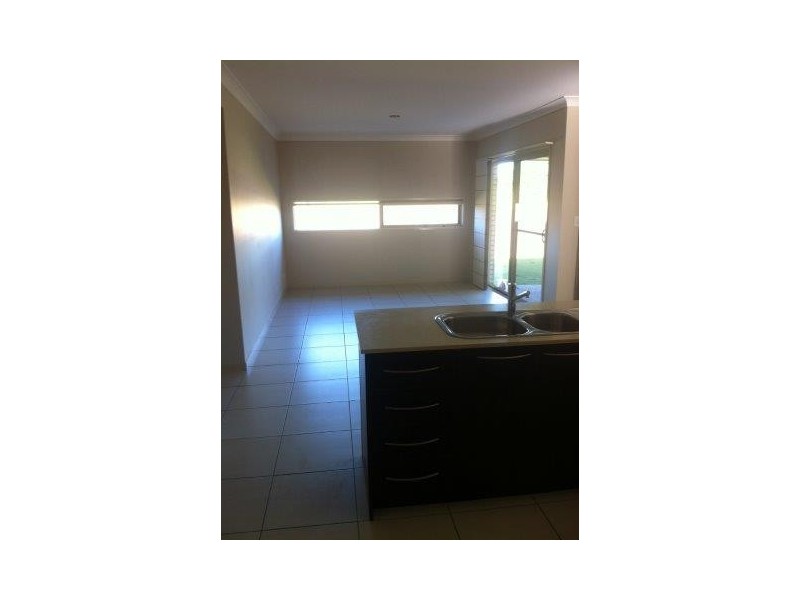 74 Lennox Circuit, Pottsville Beach NSW 2489