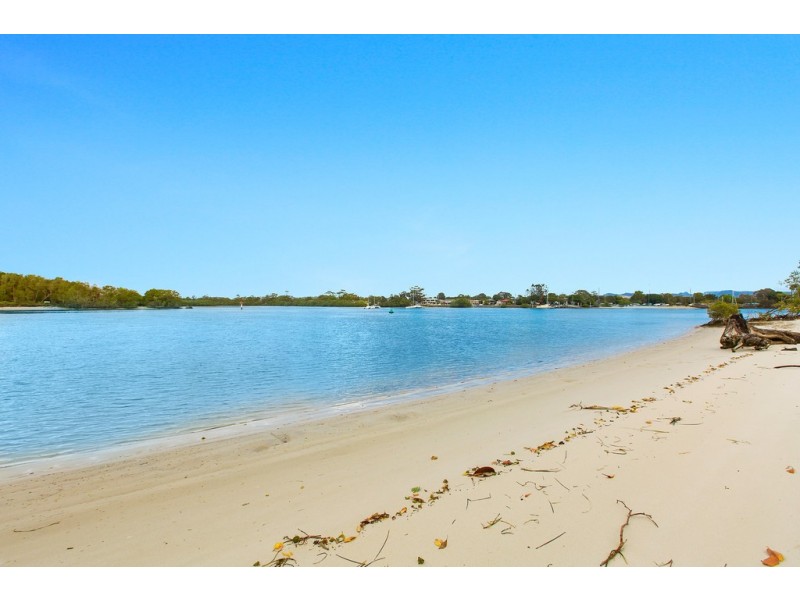 27/5 Island Drive, Tweed Heads NSW 2485