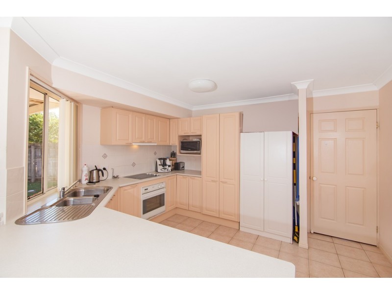 2/2 O’Reilly Place, Pottsville NSW 2489