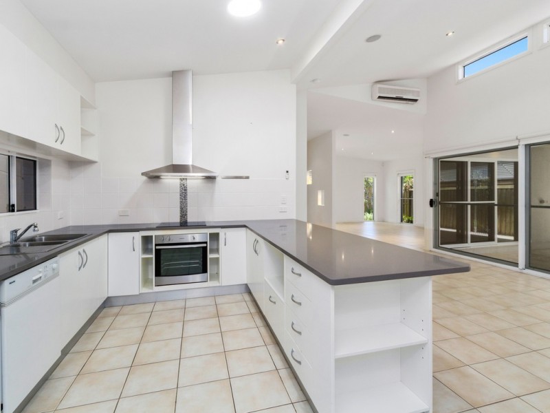 14 Bozier Court, Casuarina NSW 2487