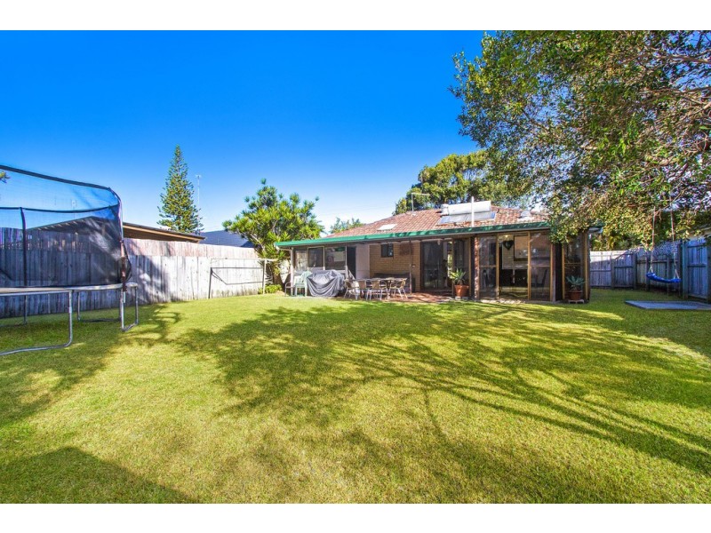 16 Oleander Avenue, Cabarita Beach NSW 2488